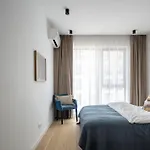Coastal 1 Bedroom In Nusco דירה בוקרשט