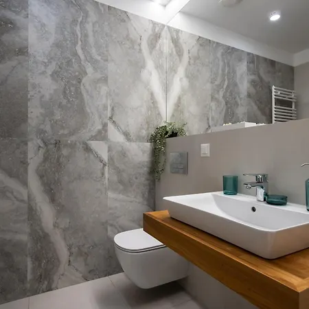 Coastal 1 Bedroom In Nusco Bükreş