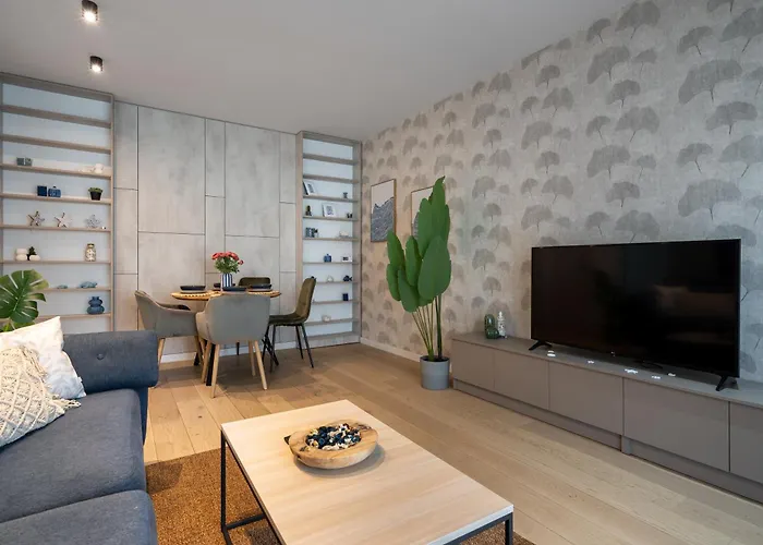 Coastal 1 Bedroom In Nusco Apartment