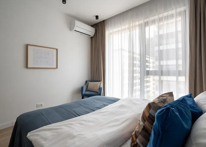 Coastal 1 Bedroom In Nusco Apartament Bukareszt